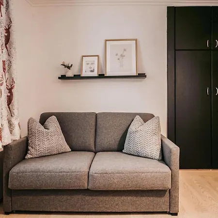 - Apartman