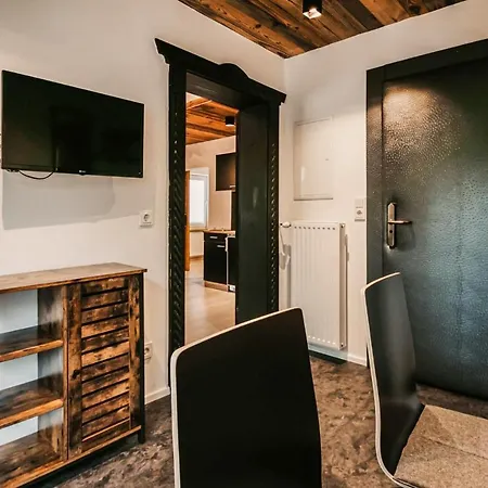 - Apartman